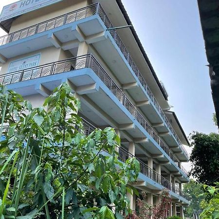 فندق Silent Park سوراها المظهر الخارجي الصورة